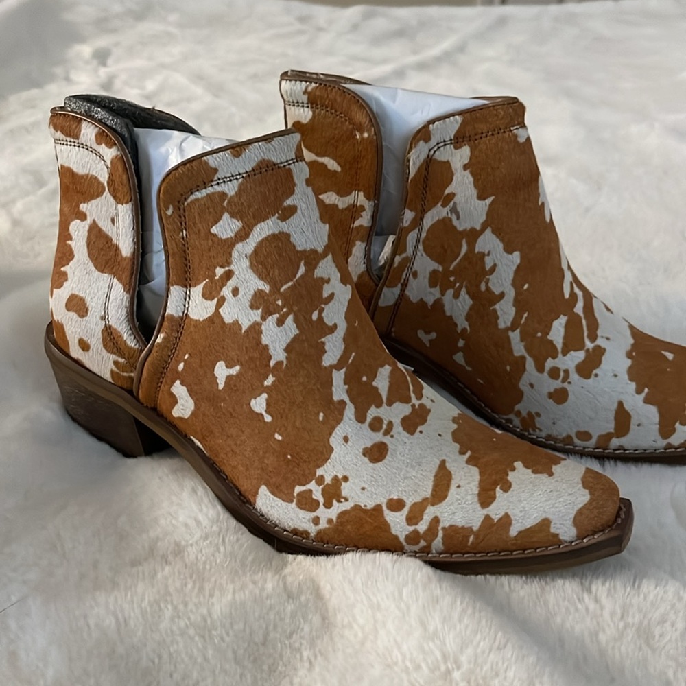 Myra real leather mini boots with drawstring bag